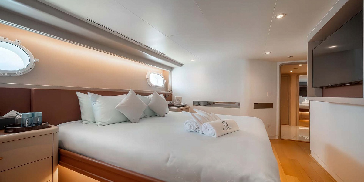 Аренда мега яхты Sea Bear Westport 130 на Пхукете